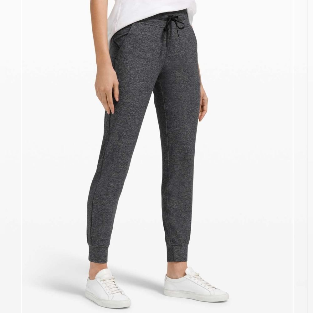 Lululemon Ready to Rulu jogger pants 29" Size 4